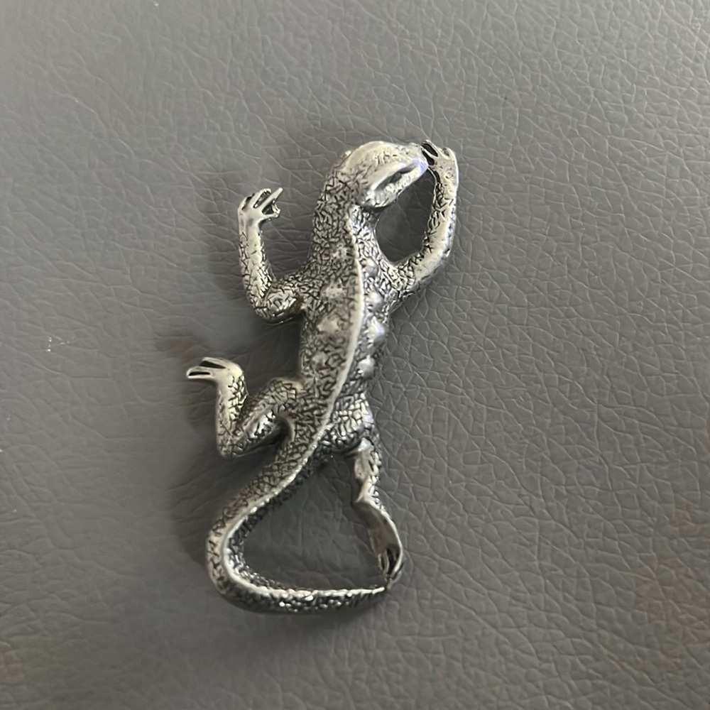Blue Mist Pewter Lizard Gecko Brooch Pin Vintage
